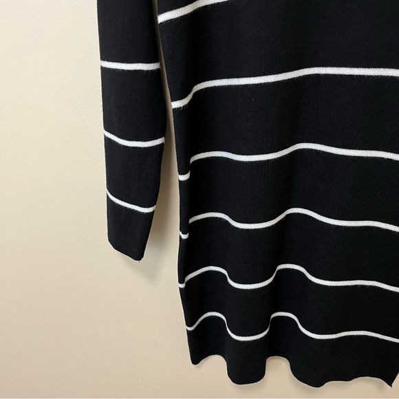 Cable & Gage Tunic Length Mock Neck Sweater - Black and White Stripe - Picture 5 of 12